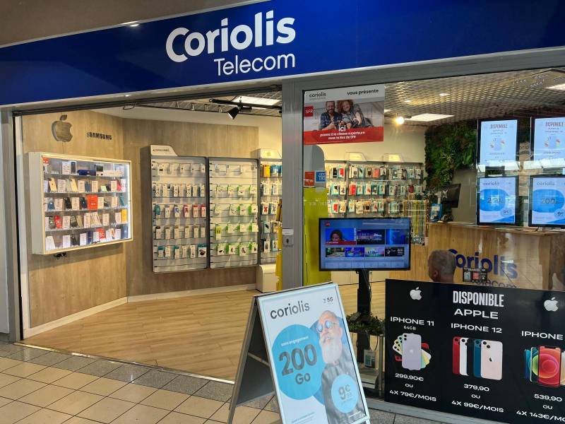 Boutique pour la réparation de smartphones et tablettes et de vente de smartphones reconditionnés au centre commercial E.Leclerc Brignoles
