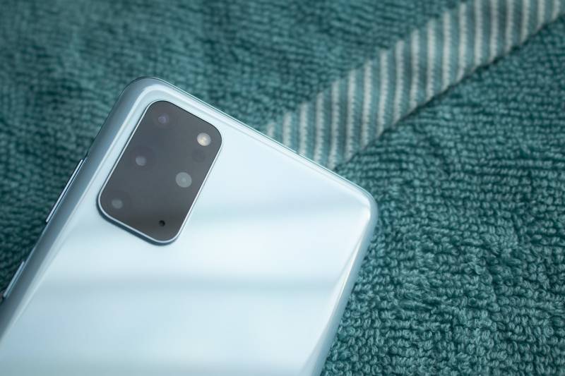 Boutique pour vente du Samsung Galaxy S20 pas cher avec une garantie d'un an hors casse et hors oxydation à Marseille et à Aix en Provence 